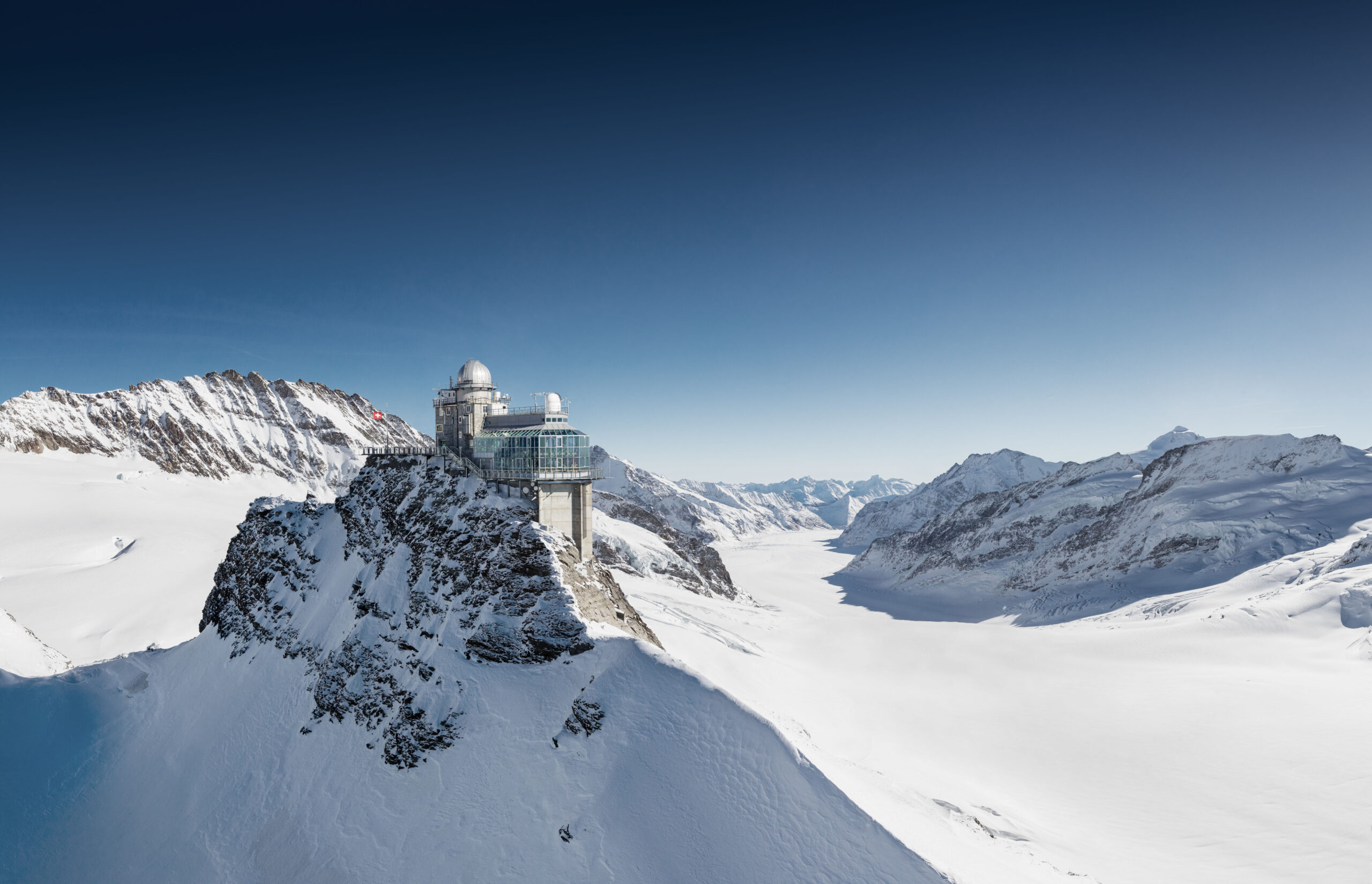 Jungfraujoch – Top of Europe | Sphinx Observatory Jungfraujoch – Top of Europe with the Sphinx Observatory overlooking the Aletsch Glacier in the Swiss Alps