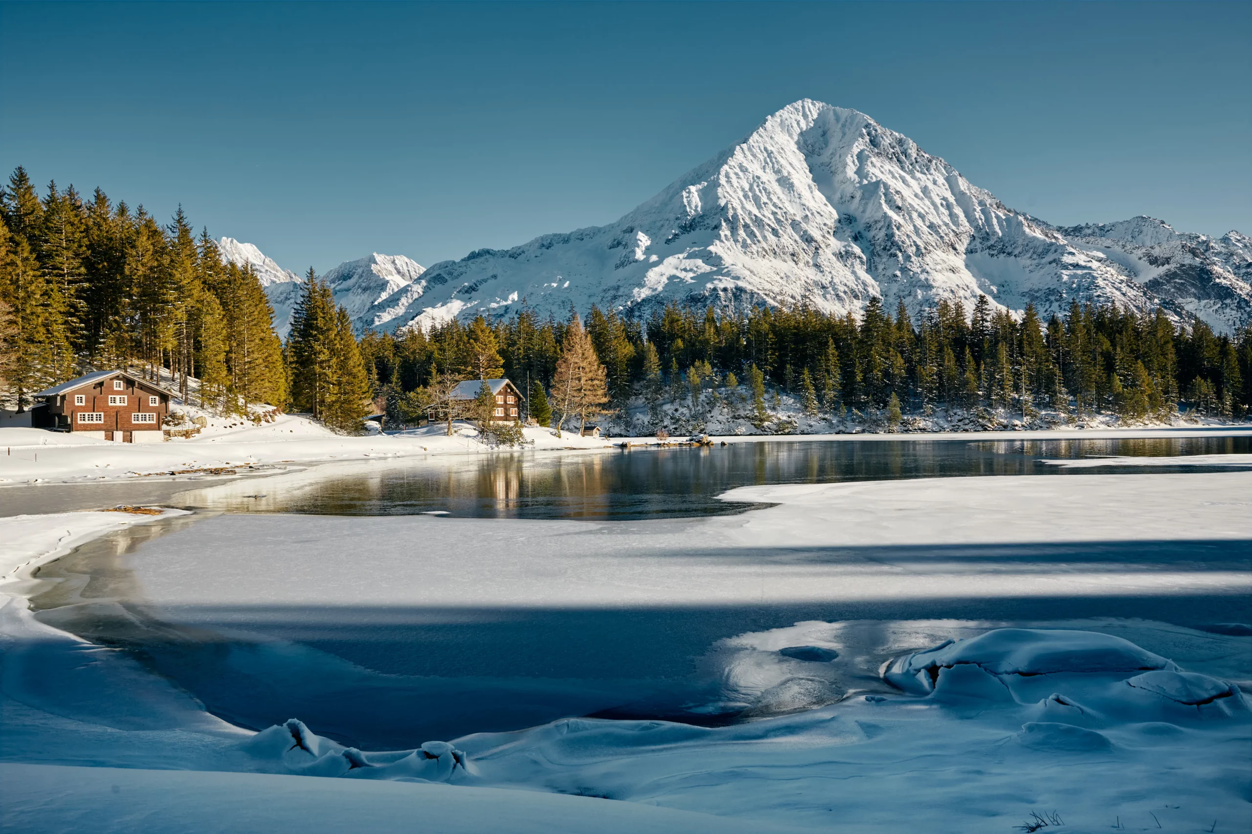 Arnisee & Alpine Landscapes