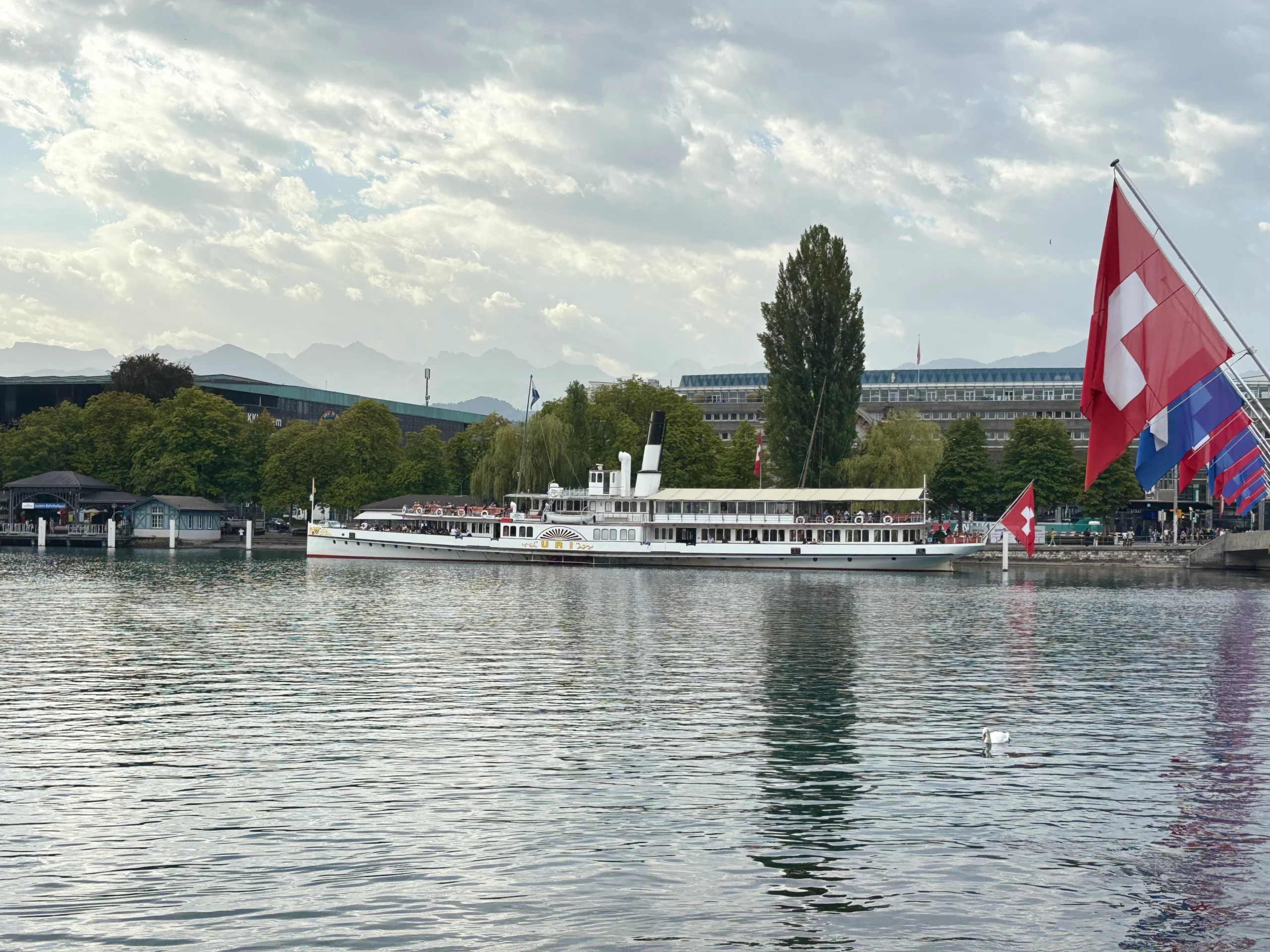 Weather and mountain conditions in Lucerne, Switzerland